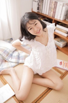 狂性XXXX乱大交老女人视频